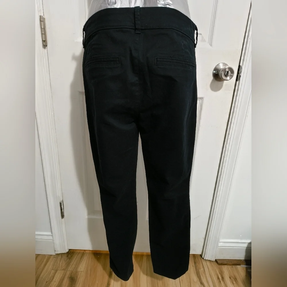 Old Navy Black Chinos Tailored Fit 74